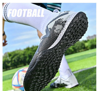 Men's Football Shoes Professional Sports Shoes Men's Long Nail FG Outdoor Sports Cleats Training Shoes Anti Slip Shoes