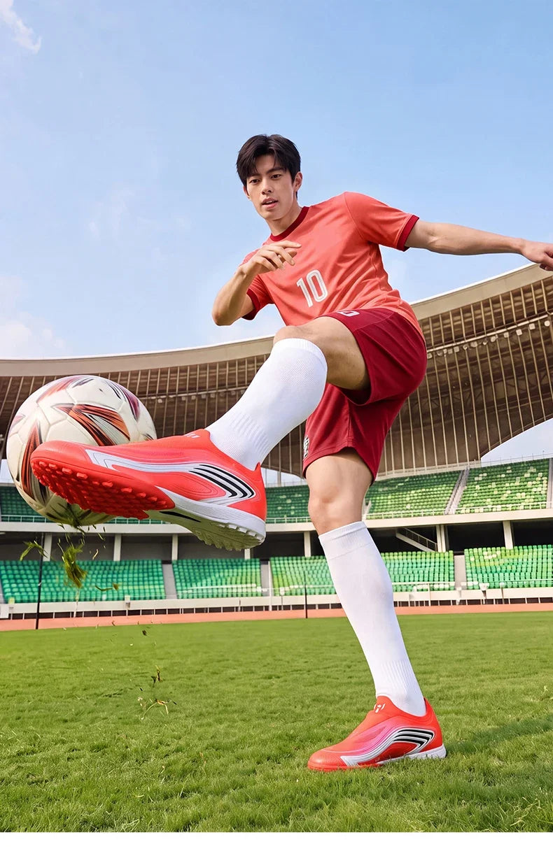 Nouvelles chaussures de football pour hommes TF/FG, chaussures de football professionnelles de haute qualité, chaussures de futsal unisexes pour femmes, vente chaude, crampons ultralégers, baskets.