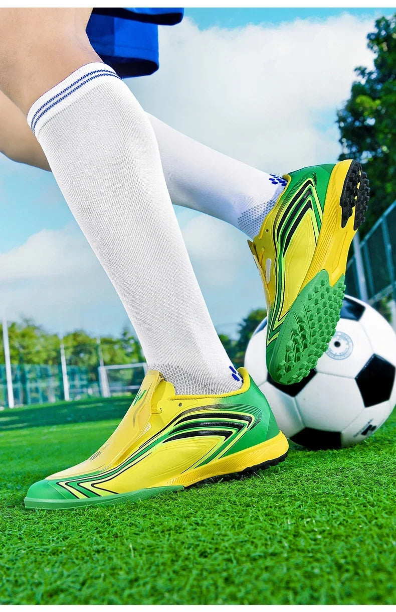 Nouvelles chaussures de football pour hommes, baskets de futsal, crampons antidérapants de haute qualité pour intérieur, chaussures de football à crampons très vendues, chaussures de match pour terrain gazon, chaussures