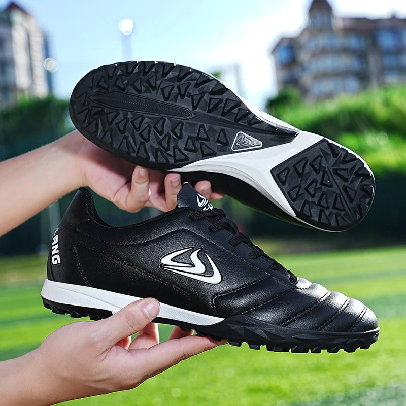 Nouvelles chaussures de football pour hommes, chaussures de soccer d'extérieur TF FG, crampons pour terrain en herbe, chaussures d'entraînement confortables, chaussures de match, futsal, chaussures de sport respirantes pour