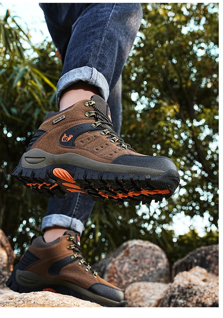 Outdoor Waterproof Hiking Boots Men's Women's Spring And Autumn Hiking Wear-resistant Mountain Sports Boots Hunting Sports Shoes