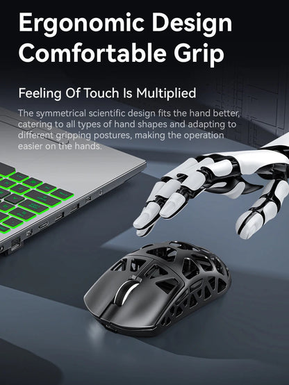 Mysz gamingowa ATTACK SHARK R3 ze stopu magnezu, konstrukcja honeycomb, ultralekka, 8K Hz, sensor PAW3395, 26000 DPI, ergonomiczna obudowa